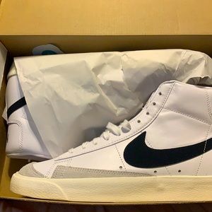 Nike Blazer Mid ‘77